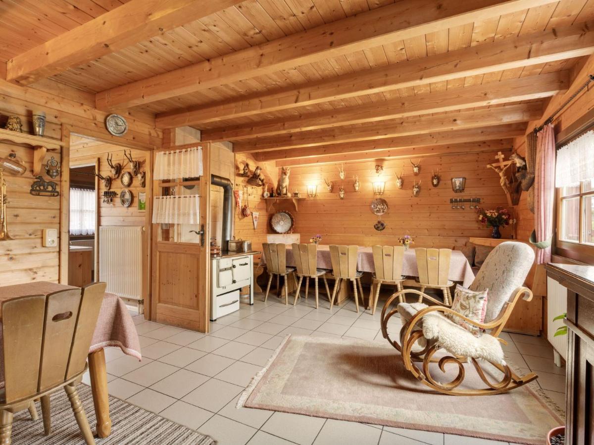 Chalet In Hinterrod Thuringia With Sauna Eisfeld Eksteriør bilde