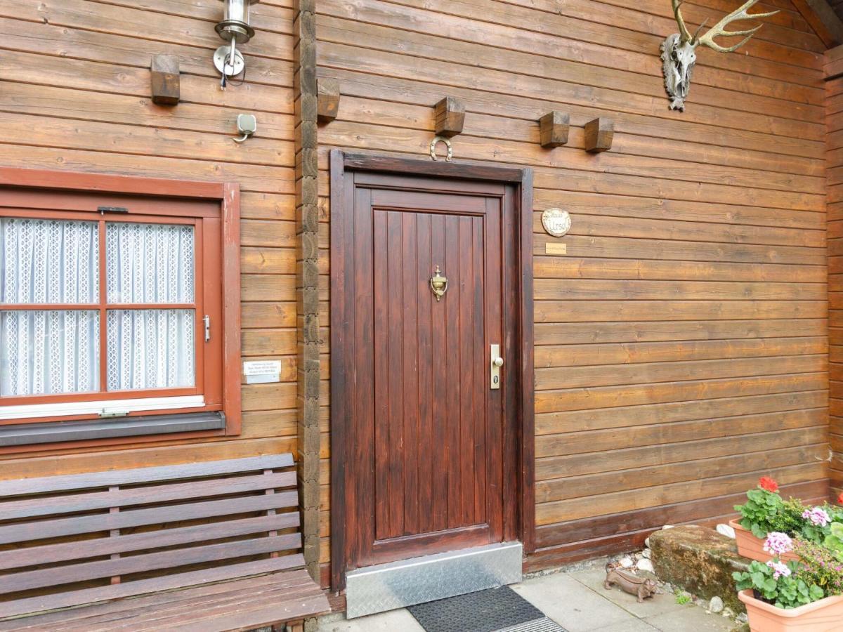 Chalet In Hinterrod Thuringia With Sauna Eisfeld Eksteriør bilde