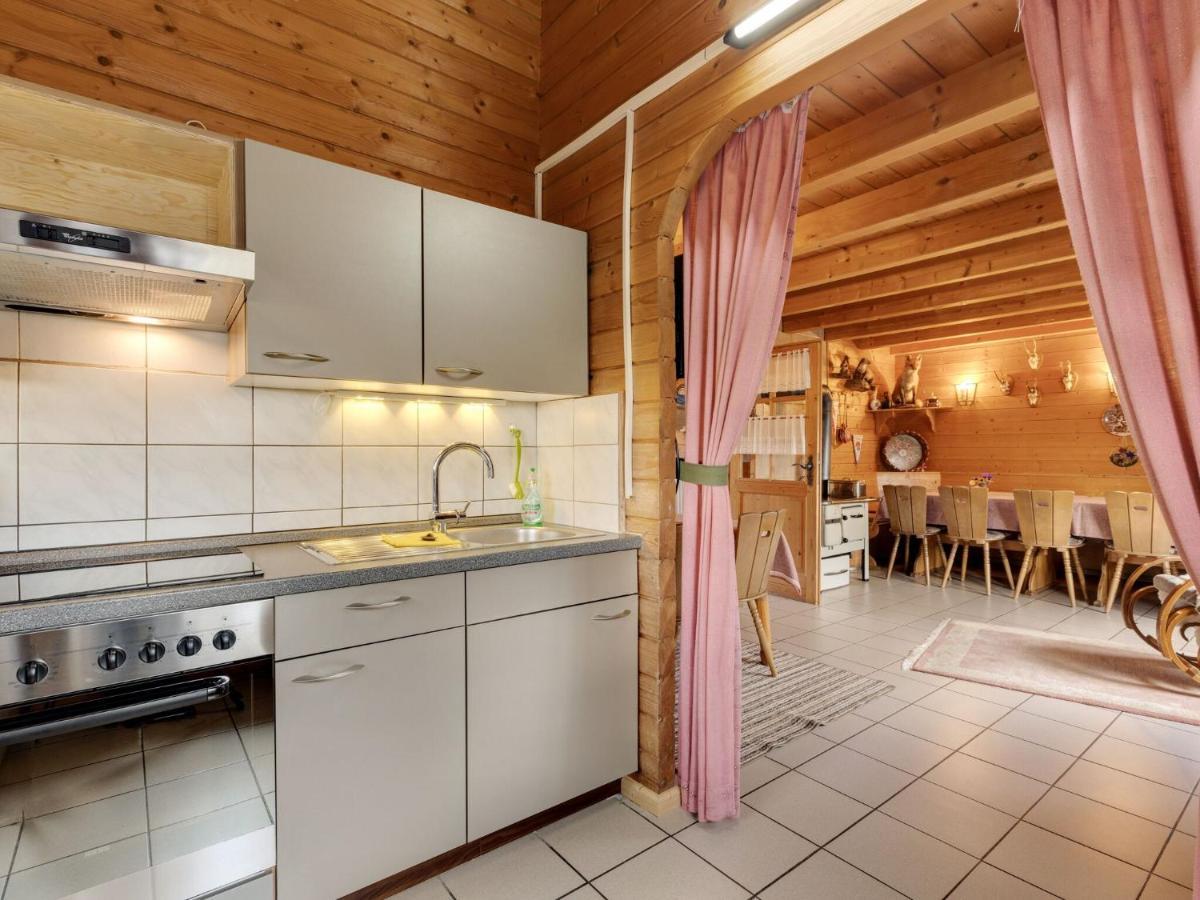 Chalet In Hinterrod Thuringia With Sauna Eisfeld Eksteriør bilde